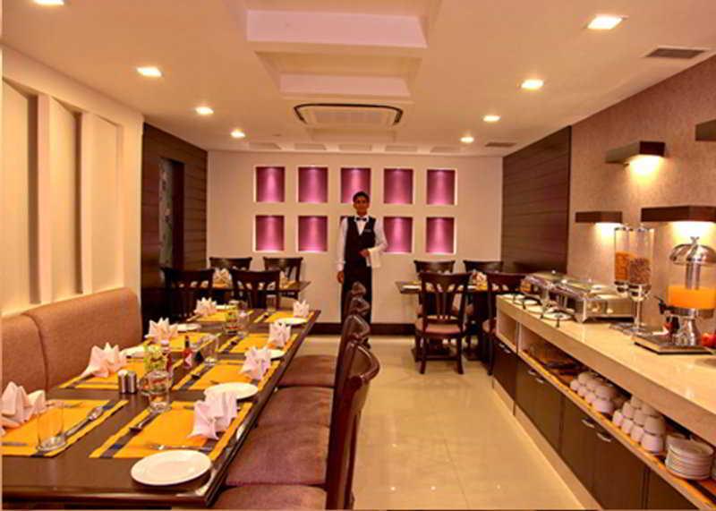 Hotel Florence New Delhi Exterior photo