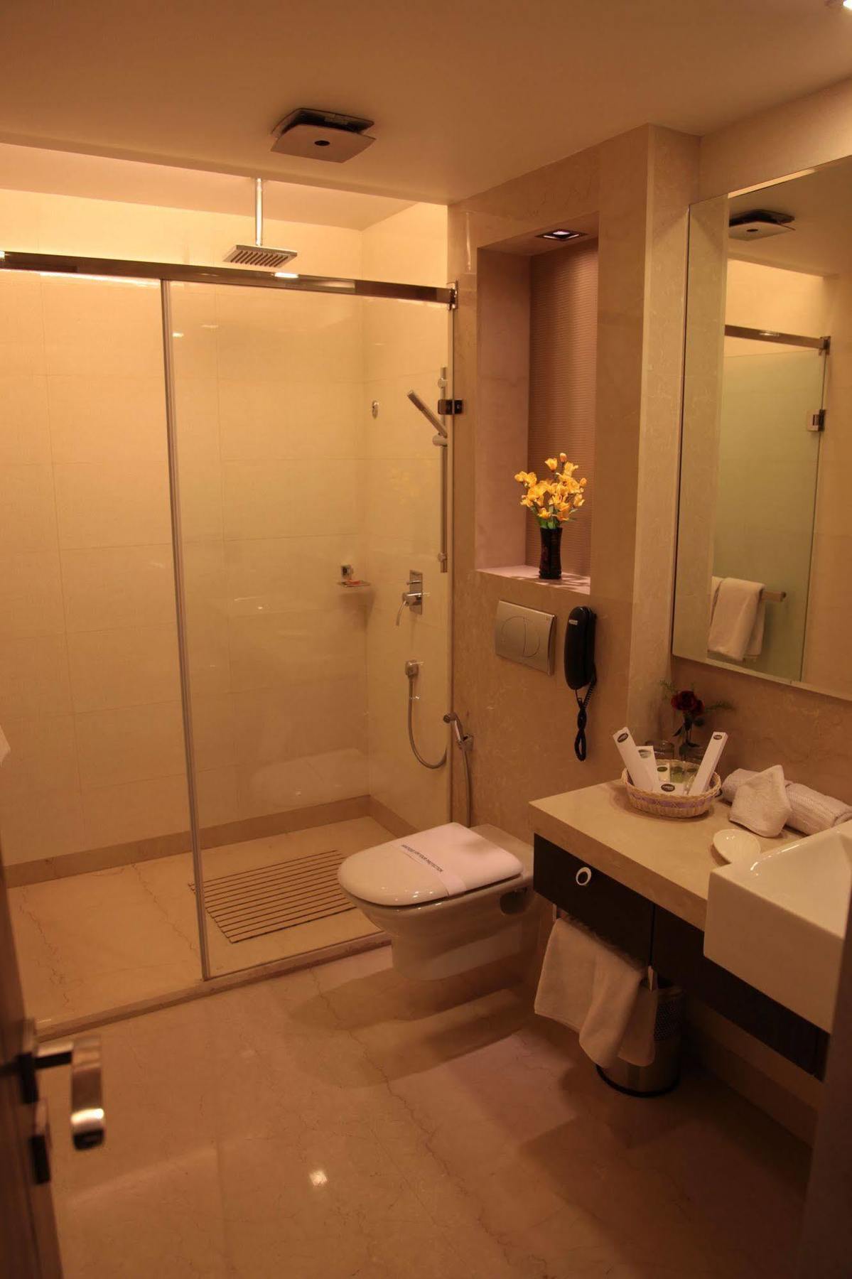 Hotel Florence New Delhi Exterior photo
