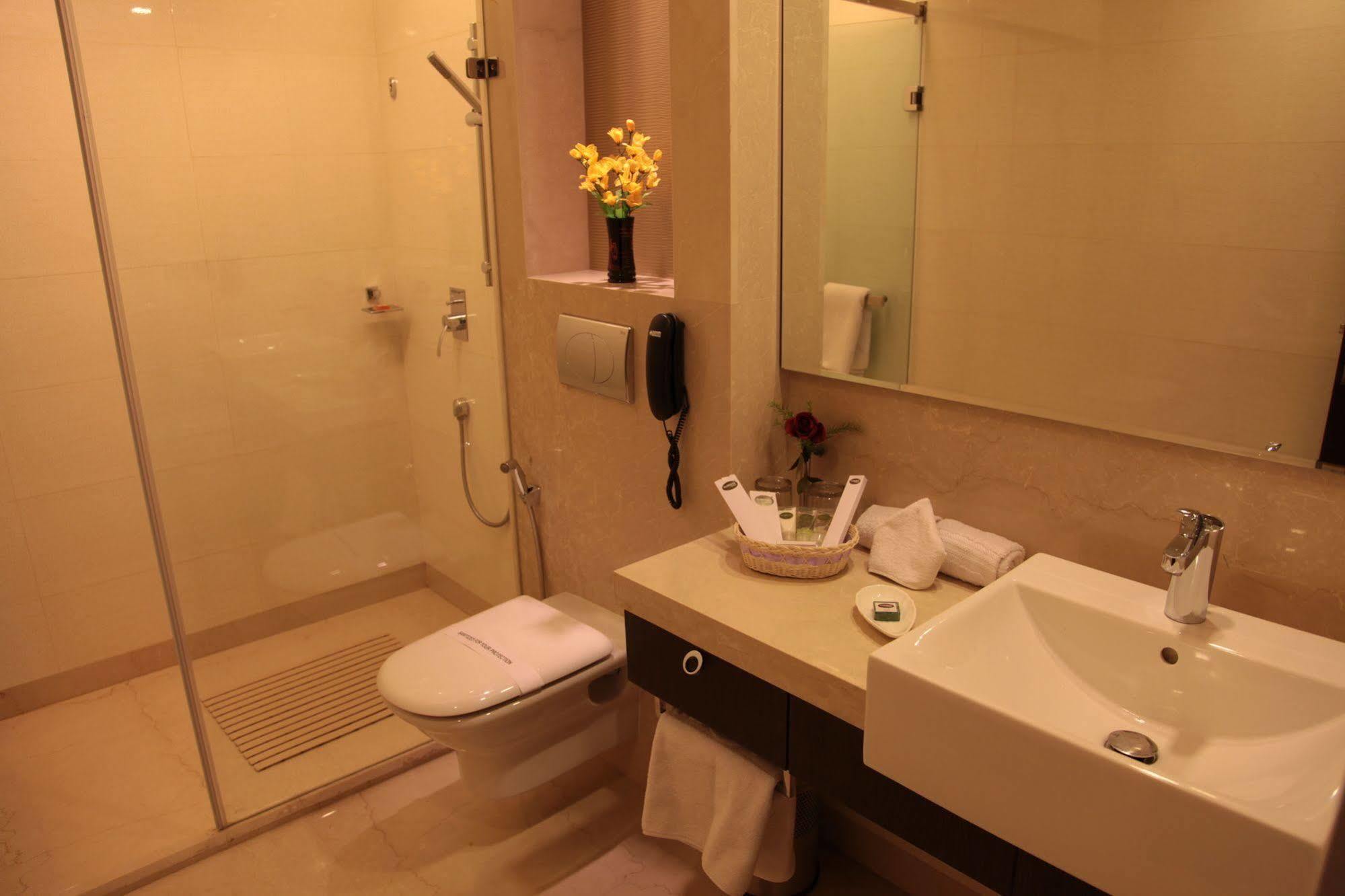 Hotel Florence New Delhi Exterior photo