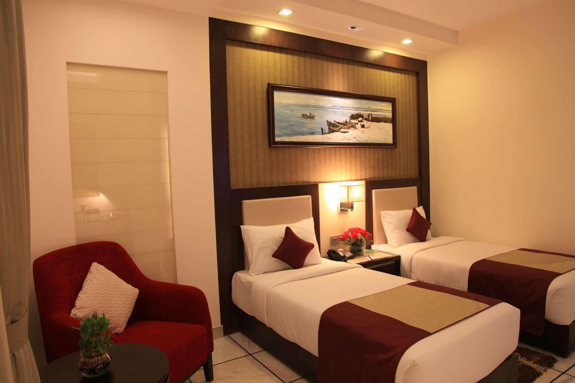 Hotel Florence New Delhi Exterior photo