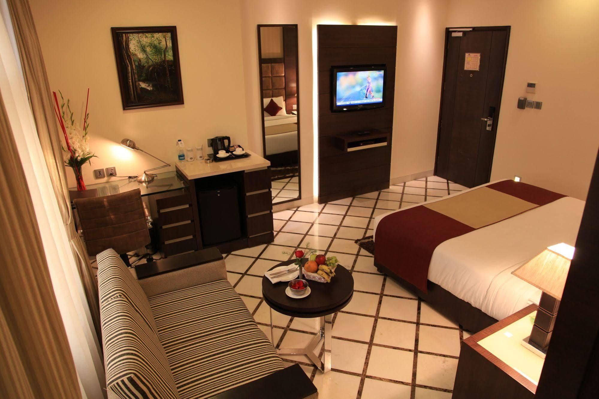 Hotel Florence New Delhi Exterior photo