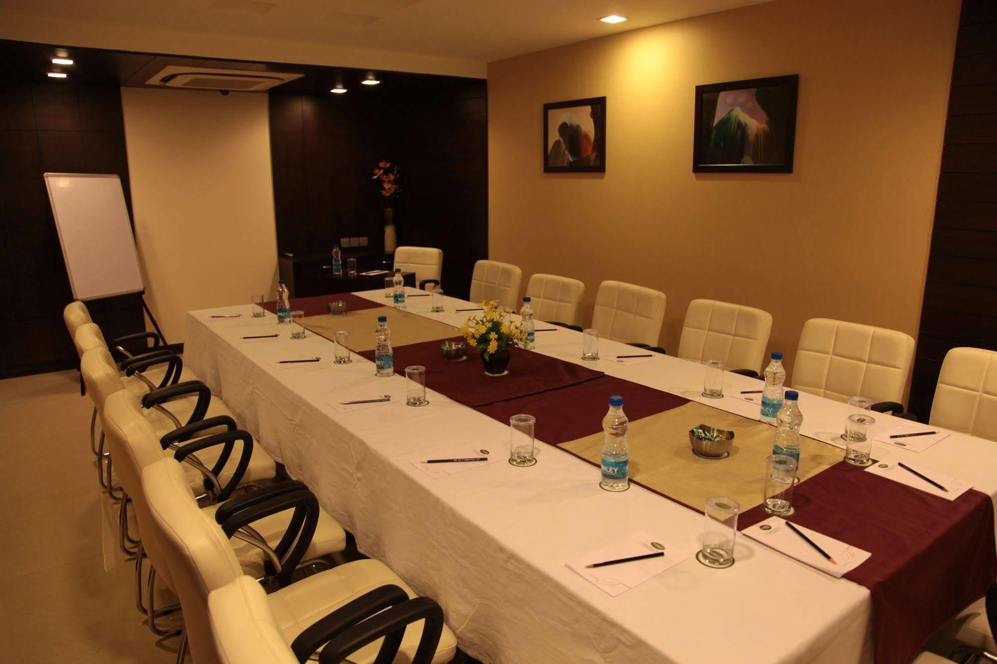 Hotel Florence New Delhi Exterior photo