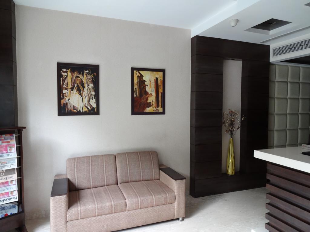 Hotel Florence New Delhi Exterior photo